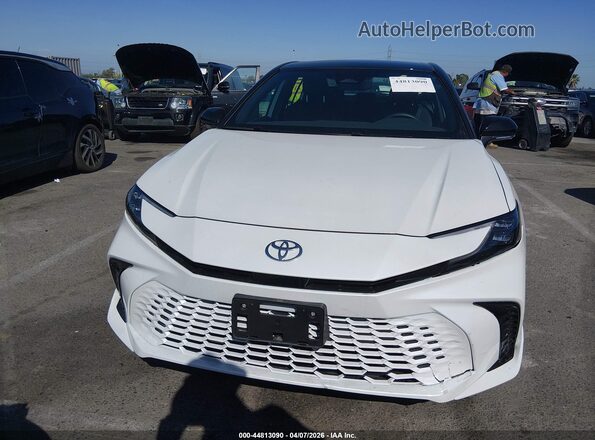 4T1DAACK7TU227373 2026 TOYOTA CAMRY Белый Вид щитка приборов