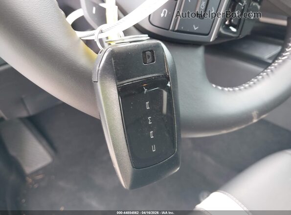 4T1DAACK7TU671482 2026 TOYOTA CAMRY White Առջևի վահանակի տեսք