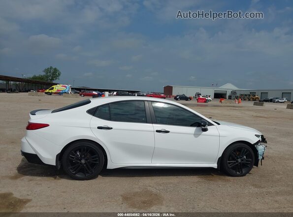 4T1DAACK7TU671482 2026 TOYOTA CAMRY White Սալոնի 360 աստիճան տեսք