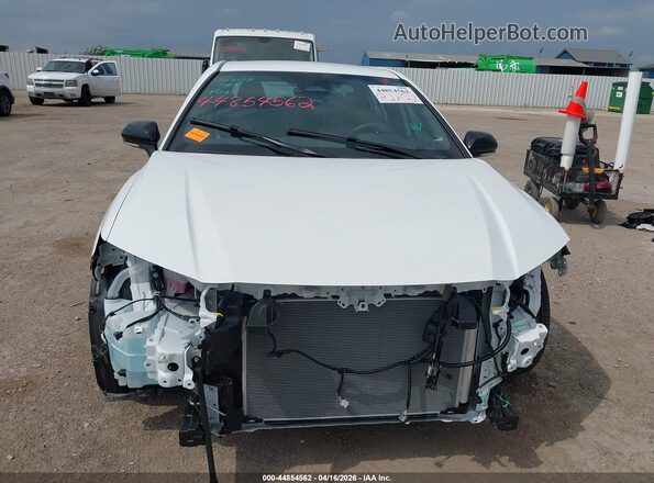 4T1DAACK7TU671482 2026 TOYOTA CAMRY White Սալոնի հետևի տեսք