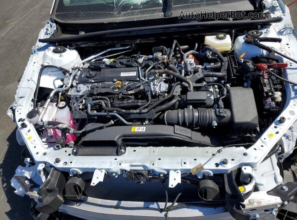 4T1DAACK8TU216141 2026 TOYOTA CAMRY Белый Вид задней части салона