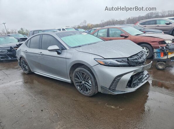 4T1DBADKXTU550117 2026 TOYOTA CAMRY Gray Delantero derecho