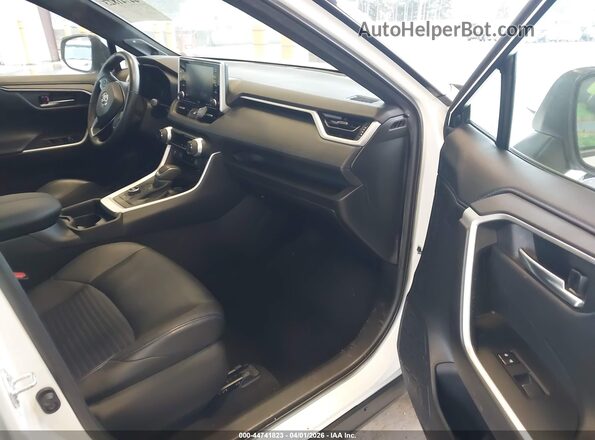 4T3E6RFV1MU032209 2021 TOYOTA RAV4 HYBRID Белый Вид салона спереди