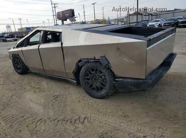 7G2CEHEE4SA062128 2025 TESLA CYBERTRUCK Gold უკანა მარჯვენა