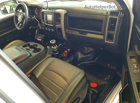 1C6RR7FG7PS531941 2023 RAM 1500 Белый Вид щитка приборов