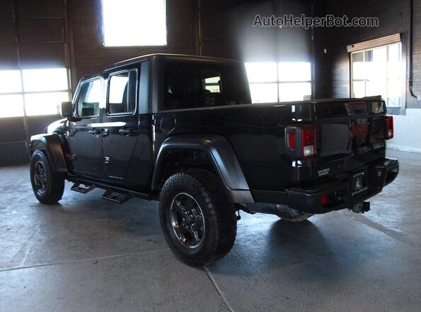 1C6HJTAG1LL158662 2020 JEEP GLADIATOR Black Widok z przodu