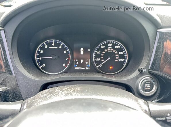 JA4AD3A34JZ001551 2018 MITSUBISHI OUTLANDER Серебряный Вид щитка приборов