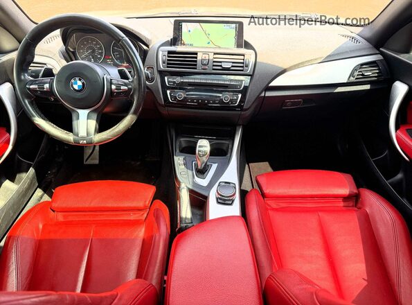 WBA1J9C53GV372181 2016 BMW M2 White Vista de los asientos traseros