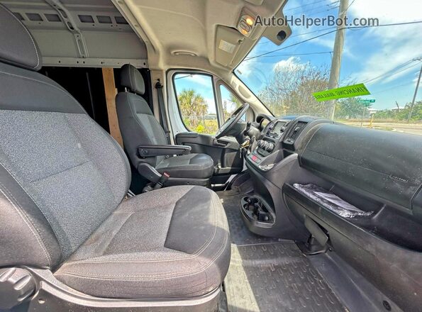 3C6TRVCGXKE520443 2019 RAM PROMASTER Белый Вид спереди