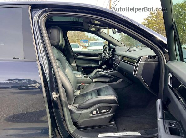 WP1AA2AY3KDA00814 2019 PORSCHE CAYENNE Синий Вид сзади