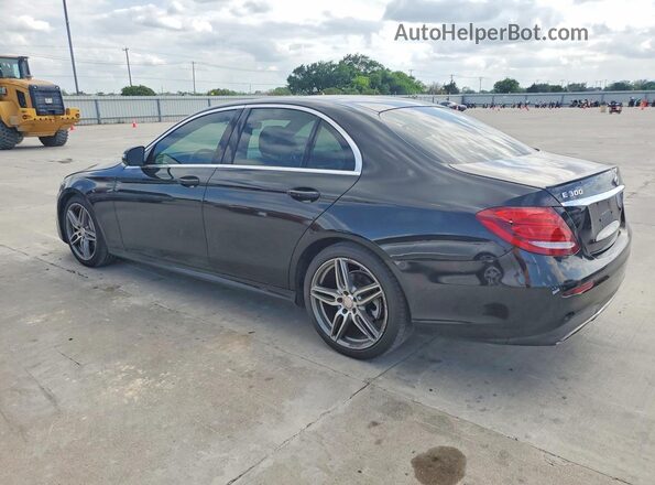 WDDZF4JB1HA040242 2017 MERCEDES-BENZ E Черный Задняя правая четверть