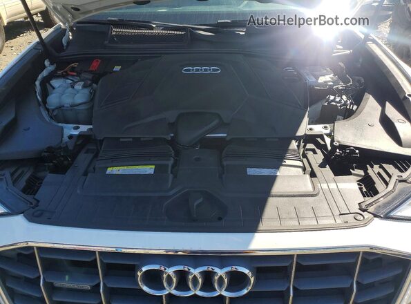 WA1AVAF13KD013598 2019 AUDI Q8 White Widok komory silnika
