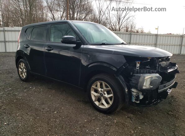 KNDJ23AU2N7158162 2022 KIA SOUL Черный Передняя правая четверть