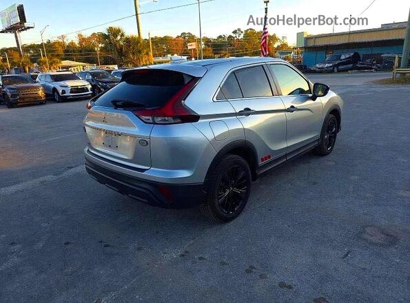 JA4ATVAA3NZ003536 2022 MITSUBISHI ECLIPSE Серебряный Вид спереди