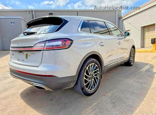 2LMPJ6L92KBL50613 2019 LINCOLN NAUTILUS Белый Вид спереди