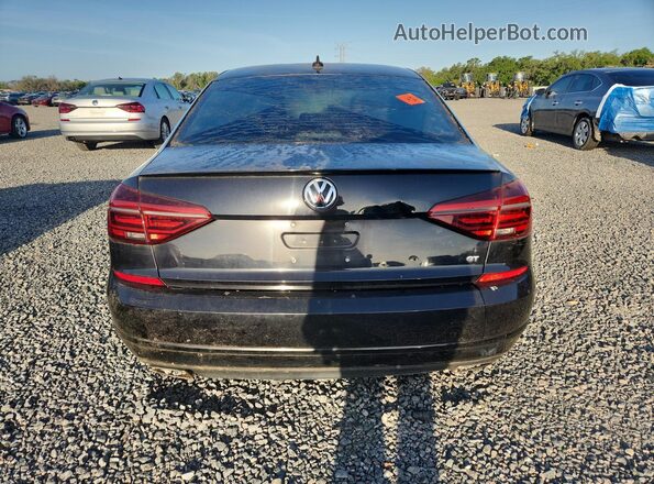 1VWJM7A35JC031395 2018 VOLKSWAGEN PASSAT Черный Вид салона спереди