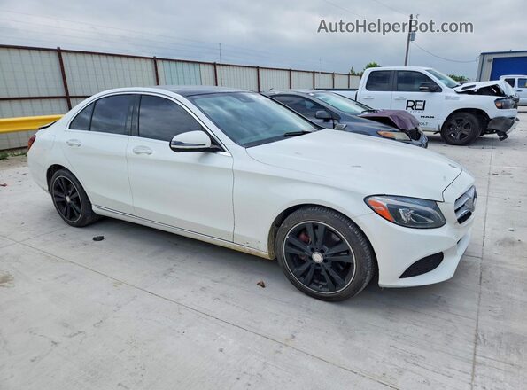 55SWF4JB1GU152184 2016 MERCEDES-BENZ C White Передня права чверть