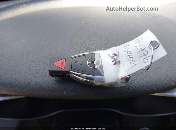 55SWF4JB2GU148001 2016 MERCEDES-BENZ C-CLASS Silver Dashboard view