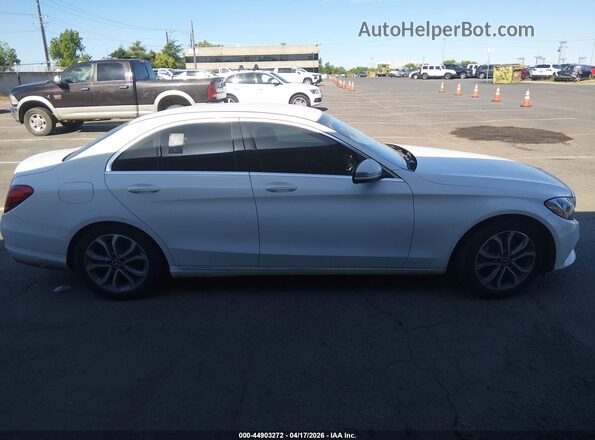 55SWF4JB2HU226584 2017 MERCEDES-BENZ C-CLASS White Вид задньої частини салону