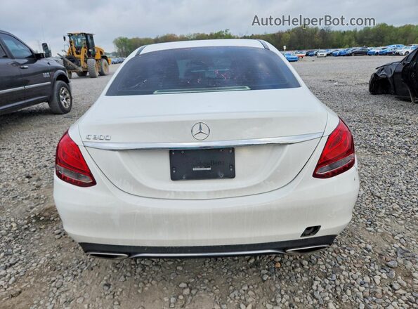 55SWF4JB4GU178892 2016 MERCEDES-BENZ C White Rear view