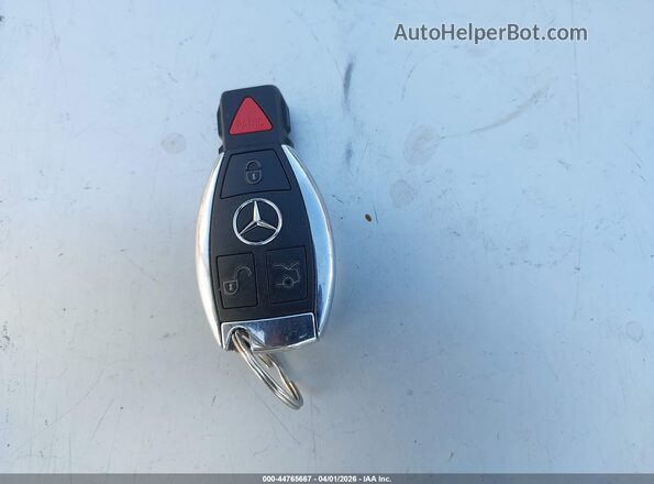 55SWF4JB6GU169742 2016 MERCEDES-BENZ C-CLASS Silver Widok deski rozdzielczej
