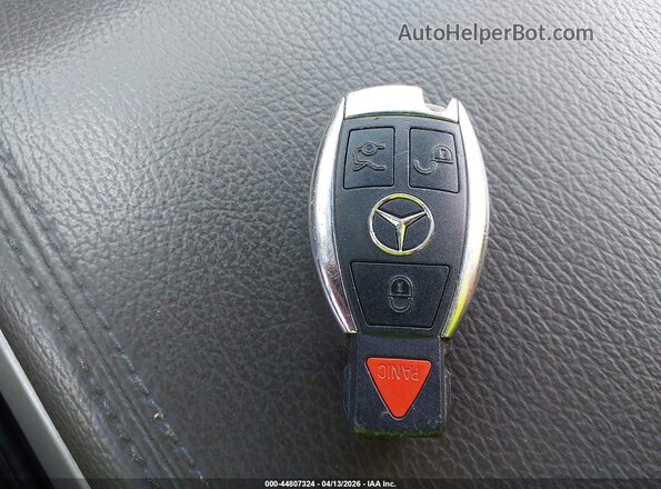 55SWF4JB6HU222554 2017 MERCEDES-BENZ C-CLASS Черный Вид панели приборов