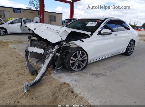 55SWF4JB6JU256726 2018 MERCEDES-BENZ C-CLASS White Առջևի ձախ երեք քառորդ տեսարան