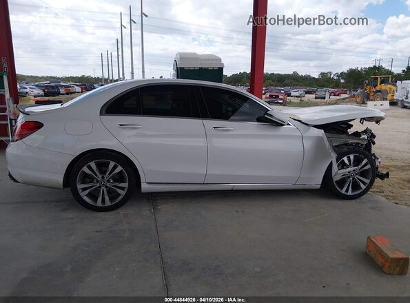 55SWF4JB6JU256726 2018 MERCEDES-BENZ C-CLASS White Սալոնի 360 աստիճան տեսք