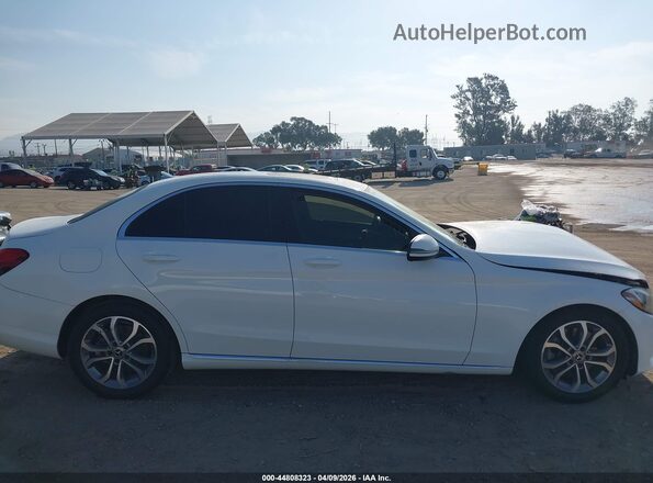 55SWF4JB7JU242186 2018 MERCEDES-BENZ C-CLASS White ხელსაწყოთა პანელის ხედი