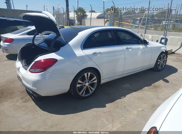 55SWF4JB8GU128044 2016 MERCEDES-BENZ C-CLASS White Հետևի աջ