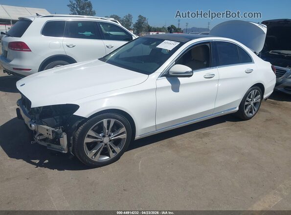 55SWF4JB8GU128044 2016 MERCEDES-BENZ C-CLASS White Առջևի ձախ երեք քառորդ տեսարան