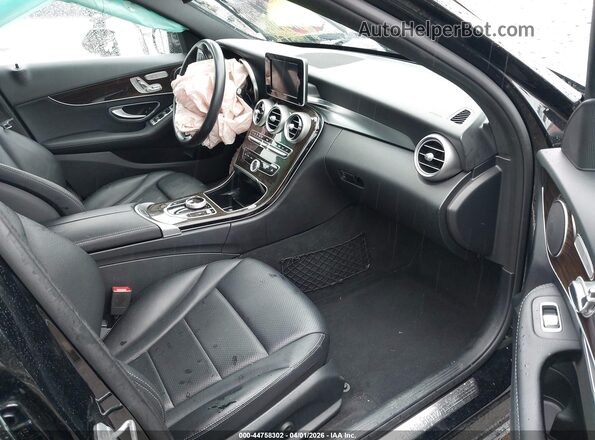 55SWF4JB8JU261457 2018 MERCEDES-BENZ C-CLASS Черный Вид салона спереди