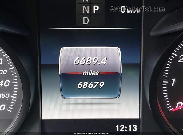 55SWF4JB8JU261457 2018 MERCEDES-BENZ C-CLASS Черный Панорамный вид салона 360°