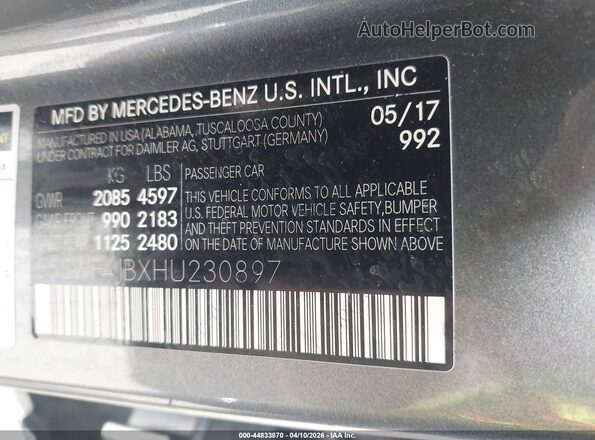 55SWF4JBXHU230897 2017 MERCEDES-BENZ C-CLASS Gray Vista del compartimento del motor