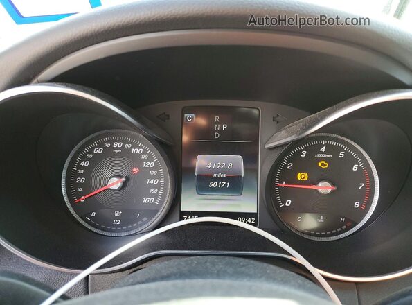 55SWF4JBXJU264313 2018 MERCEDES-BENZ C Black Vista del cuadro de instrumentos