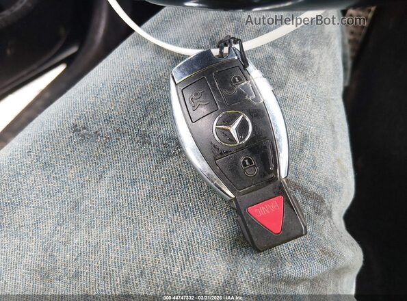 55SWF4KB1HU213856 2017 MERCEDES-BENZ C-CLASS Серый Вид панели приборов