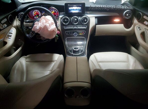 55SWF4KB2JU247200 2018 MERCEDES-BENZ C Blue Vista del salpicadero