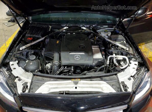 55SWF4KB4JU270302 2018 MERCEDES-BENZ C Black Widok wnętrza z tyłu