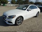 2017 Mercedes-benz C 300 4matic Белый vin: 55SWF4KB6HU186959