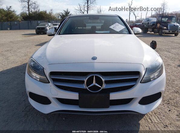55SWF4KB6HU186959 2017 MERCEDES-BENZ C-CLASS Белый Вид щитка приборов