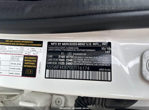 55SWF4KB7GU116174 2016 MERCEDES-BENZ C-CLASS White Widok komory silnika