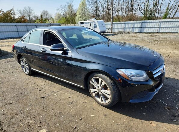 55SWF4KB8JU280380 2018 MERCEDES-BENZ C Black Front right