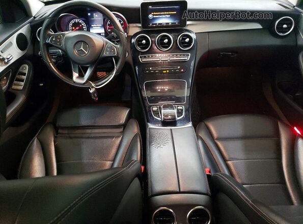 55SWF4KB9GU142582 2016 MERCEDES-BENZ C Black Вид панелі приладів
