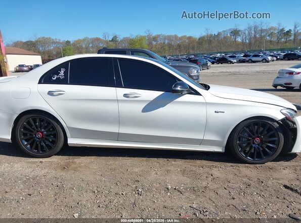 55SWF6EB1HU194054 2017 MERCEDES-BENZ AMG C 43 White Vista interior trasera
