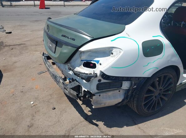 55SWF6EB8GU143763 2016 MERCEDES-BENZ C-CLASS Зеленый Вид спереди