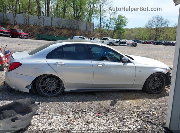 55SWF6EBXHU194733 2017 MERCEDES-BENZ AMG C 43 Silver Rear interior view