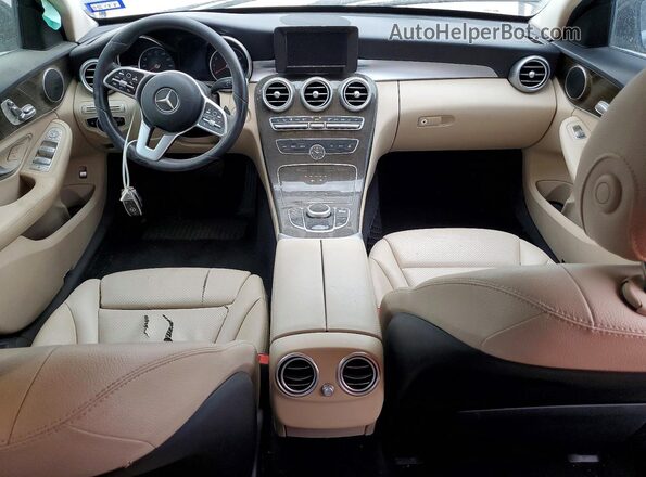 55SWF8DB2KU295317 2019 MERCEDES-BENZ C Black Dashboard view