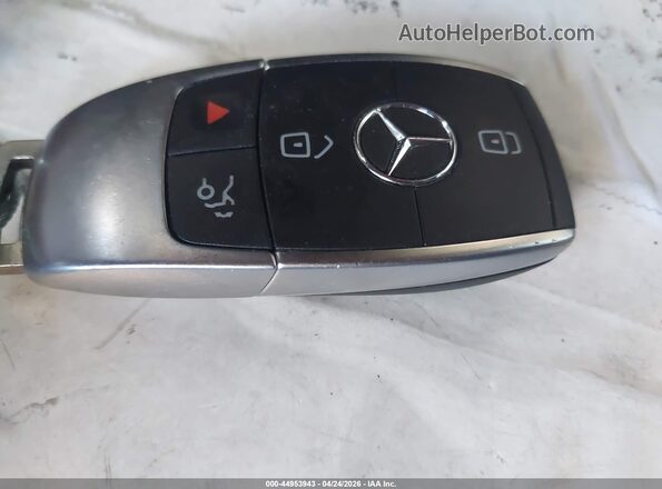 55SWF8DB3KU284911 2019 MERCEDES-BENZ C-CLASS Blue Widok deski rozdzielczej