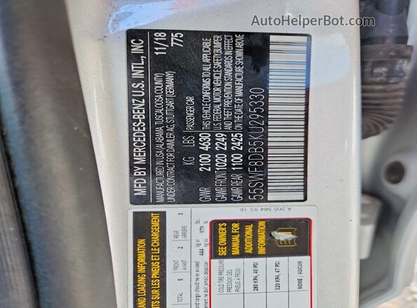 55SWF8DB5KU295330 2019 MERCEDES-BENZ C Silver Widok komory silnika