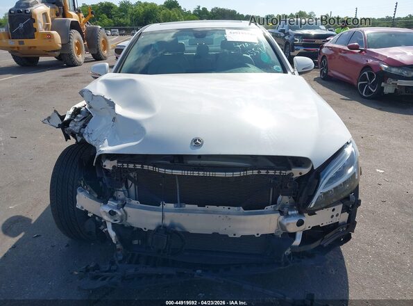 55SWF8DB9KU301372 2019 MERCEDES-BENZ C-CLASS White Vista interior trasera